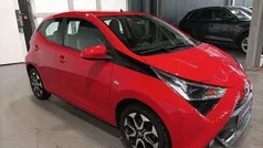 Rot Gebraucht 2021 Toyota Aygo Team Kleinwagen | 10.880 € (Fairer Preis)