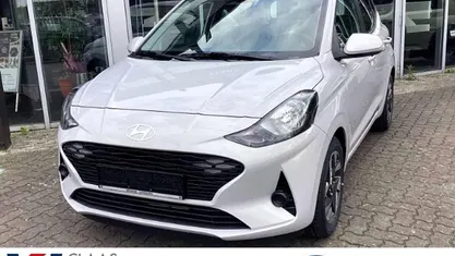 Lumen grey / mic Neu 2025 Hyundai i10 Trend Kleinwagen | 16.990 € (Fairer Preis)