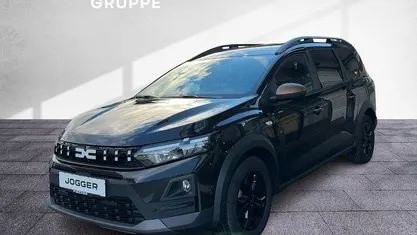 Gebraucht 2025 Dacia Jogger Extreme Van / Kleinbus | 29.200 € (Fairer Preis)