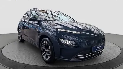 Dunkelblau Gebraucht 2022 Hyundai Kona Trend SUV | 17.900 € (Fairer Preis)