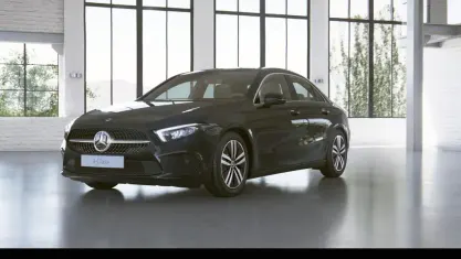 Gebraucht Mercedes A220 Progressive 190 PS (139 kW) 2023 Kosmosschwarz metallic Limousine