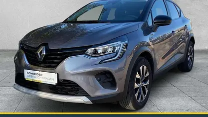 Grau Gebraucht 2022 Renault Captur Evolution SUV | 17.590 € (Guter Preis)