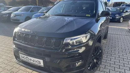 Solid black Gebraucht 2023 Jeep Compass Altitude SUV | 27.998 € (Fairer Preis)