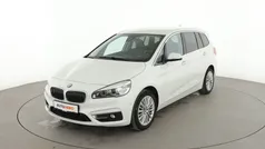 Weiß Gebraucht 2017 BMW 220 Gran Tourer Luxury Line Van / Kleinbus | 21.110 € (Fairer Preis)