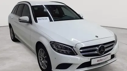 Gebraucht Mercedes C220 194 PS (142 kW) 2021 Polarweiß Kombi