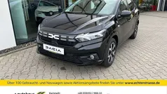 Blackpearl schwarz Gebraucht 2024 Dacia Logan Limousine | 19.440 € (Fairer Preis)