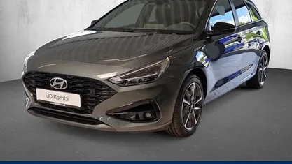 Blau Gebraucht 2024 Hyundai i30 Advantage Kombi | 20.990 € (Fairer Preis)