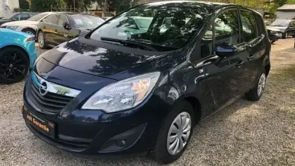 Occasion Opel Meriva 101 ch (74 kW) 2011 Bleue Monospace