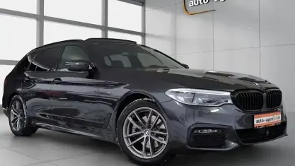Gebraucht BMW 520 M Sport 245 PS (180 kW) 2018 Sophistograu brillianteffekt metallic Kombi