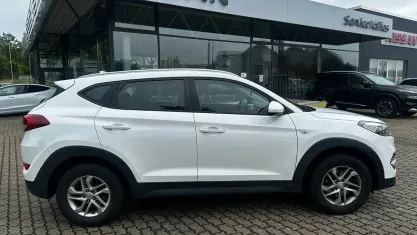 Gebraucht Hyundai Tucson Classic 132 PS (97 kW) 2017 Polar white SUV