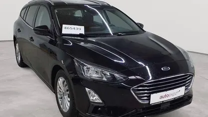 Gebraucht Ford Focus Titanium 120 PS (88 kW) 2021 Obsidianschwarz metallic Kombi