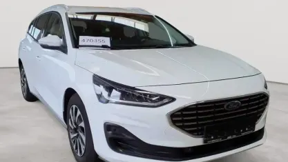 Gebraucht Ford Focus Titanium X 120 PS (88 kW) 2023 Frozen white Kombi