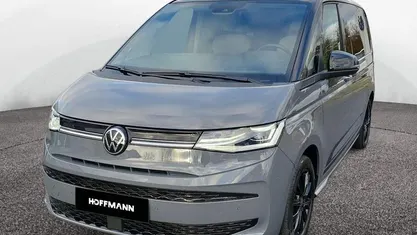 Pure gray Gebraucht 2023 VW Multivan Edition Van | 49.870 € (Fairer Preis)