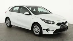 Gebraucht 2025 Kia Ceed Limousine | 23.245 € (Guter Preis)