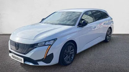 Okenit weiß Gebraucht 2024 Peugeot 308 SW Allure Kombi | 19.990 € (Fairer Preis)