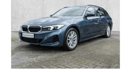 Gebraucht BMW 318 Sport Line 156 PS (114 kW) 2025 Blau Kombi
