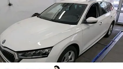 Gebraucht 2023 Skoda Octavia Style Kombi | 20.777 € (Fairer Preis)