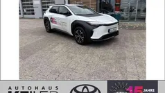Weiß Gebraucht 2025 Toyota bZ4X SUV | 39.960 € (Guter Preis)