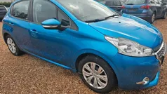 Blau Gebraucht 2012 Peugeot 208 Active Kleinwagen | 3.600 € (Fairer Preis)