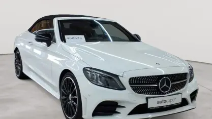 Gebraucht Mercedes C220 AMG line 194 PS (142 kW) 2022 Polarweiß Cabrio