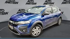Blau Gebraucht 2023 Dacia Sandero Expression Kleinwagen | 16.489 € (Fairer Preis)