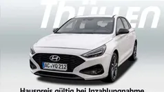 Weiß Neu 2024 Hyundai i30 Advantage Limousine | 22.480 € (Fairer Preis)