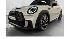 Silber Gebraucht 2021 Mini Cooper S Sport Kleinwagen | 30.890 € (Etwas zu teuer)