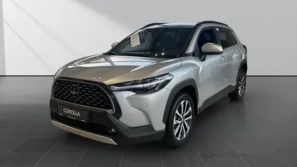 Gebraucht 2025 Toyota Corolla Cross SUV | 36.990 € (Fairer Preis)