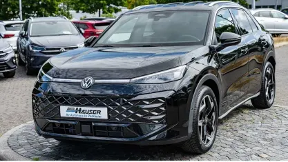 Gebraucht VW T-Roc R-line 150 PS (110 kW) 2026 Schwarz SUV