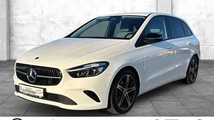 Gebraucht 2024 Mercedes B200 Progressive Van / Kleinbus | 28.990 € (Superpreis)