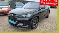 Deep black perleffekt Gebraucht 2024 VW Tiguan Elegance SUV | 41.800 € (Fairer Preis)
