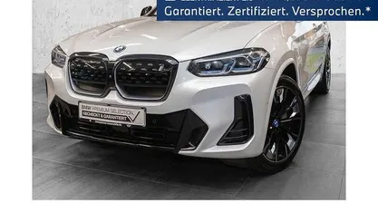 Weiß Gebraucht 2023 BMW iX3 Performance SUV | 42.480 € (Guter Preis)