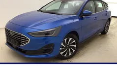 Dynamic blau Gebraucht 2024 Ford Focus Titanium S Limousine | 25.880 € (Guter Preis)