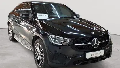 Gebraucht Mercedes GLC220 194 PS (142 kW) 2022 Schwarz Coupé