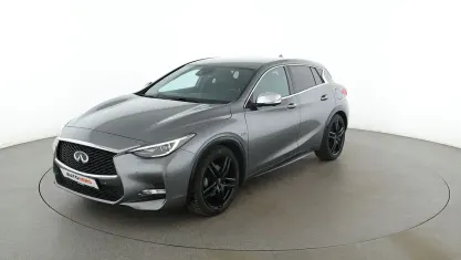 Gebraucht Infiniti Q30 Sport Tech 211 PS (155 kW) 2016 Grau Limousine