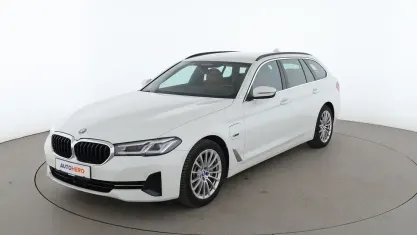 Gebraucht BMW 520 204 PS (150 kW) 2022 Weiß Kombi