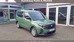 Bursting green Gebraucht 2024 Ford Tourneo Courier Trend Van / Kleinbus | 28.500 € (Fairer Preis)