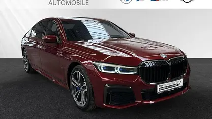 Gebraucht BMW 745e M Sport 394 PS (289 kW) 2020 Bmw individual aventurinrot metallic Limousine