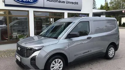 Silber Gebraucht 2024 Ford Transit Trend Van / Kleinbus | 22.490 € (Fairer Preis)