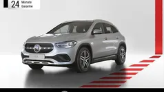 Iridiumsilber metallic Gebraucht 2021 Mercedes GLA180 Progressive SUV | 29.990 € (Guter Preis)