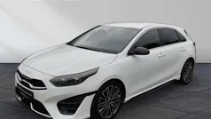 Weiss Gebraucht 2022 Kia Ceed GT-Line Limousine | 23.200 € (Fairer Preis)