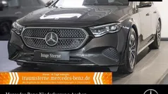 Grau Gebraucht 2024 Mercedes E220 Avantgarde Limousine | 45.790 € (Superpreis)