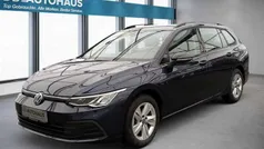 Blau Gebraucht 2023 VW Golf VIII Life Kombi | 22.280 € (Fairer Preis)