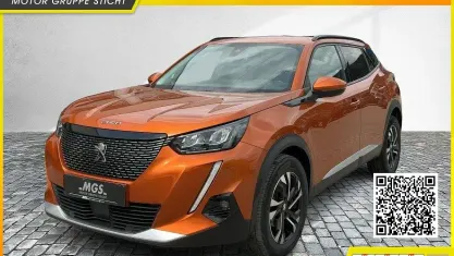 Gebraucht Peugeot 2008 Allure 101 PS (74 kW) 2021 Lackierung orange fusion/typ aussenverkleidung metalliclackierung SUV