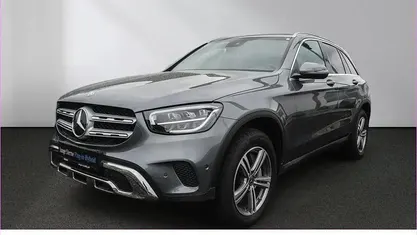 Gebraucht Mercedes GLC300e Business 306 PS (225 kW) 2021 Grau SUV