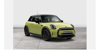 Gebraucht Mini Cooper Classic 136 PS (100 kW) 2023 Gelb Kleinwagen