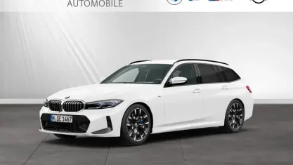 Gebraucht BMW 330 M Sport 245 PS (180 kW) 2025 Alpinweiß iii Kombi