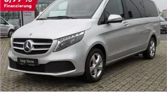 Silber Gebraucht 2023 Mercedes V250 Van / Kleinbus | 52.950 € (Guter Preis)