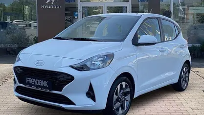 Atlas white Gebraucht 2025 Hyundai i10 Trend Kleinwagen | 17.499 € (Fairer Preis)