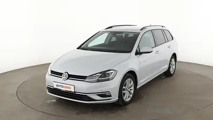 Gebraucht VW Golf VII Comfortline 116 PS (85 kW) 2018 Weiß Kombi